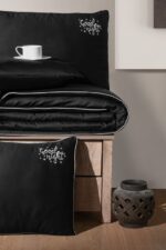 Постільна білизна First Choice Deluxe Satin DARK 200 х 220 см Timeless Black - Зображення 2