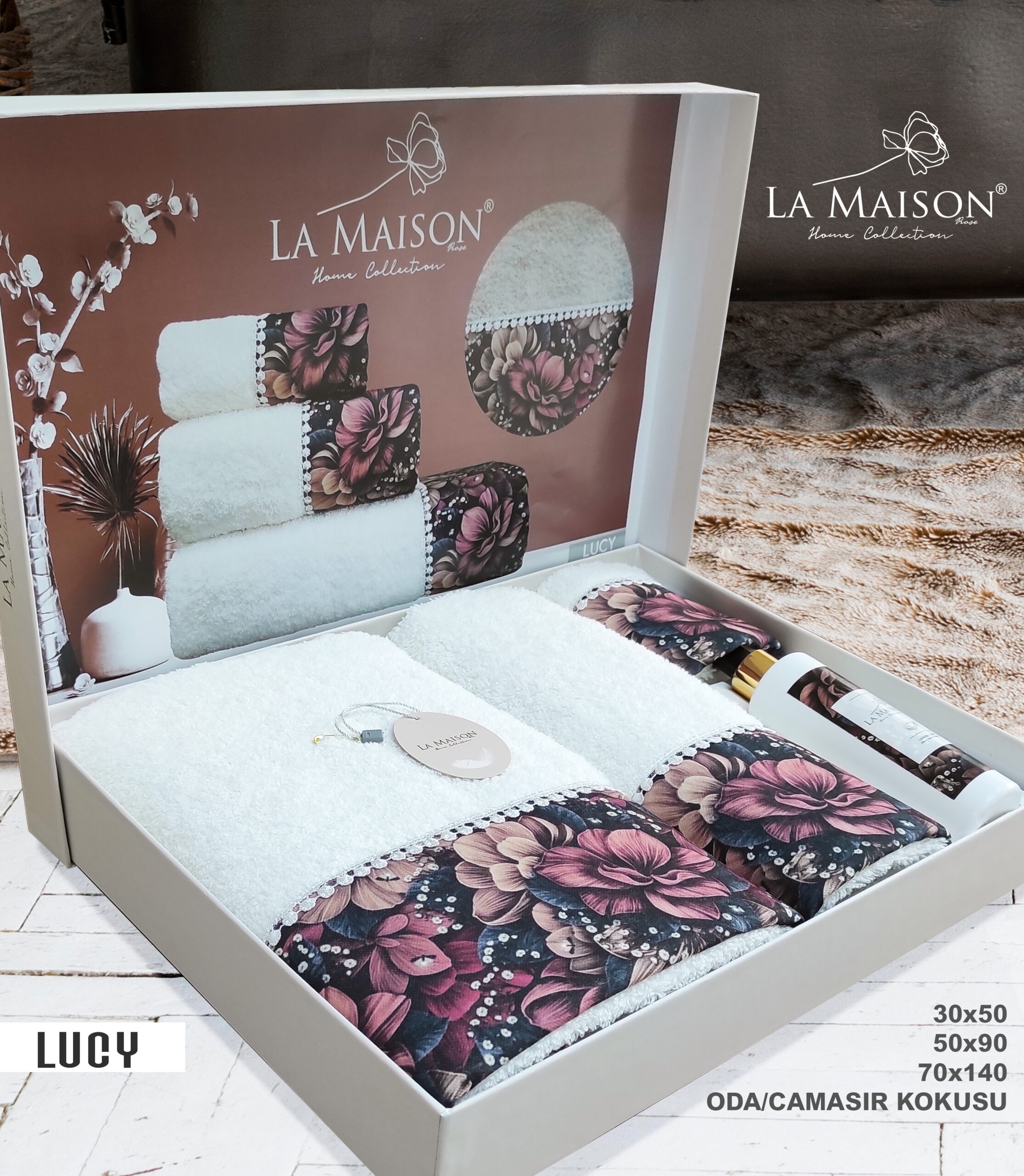 La-Maison-Lucy-Ekru-2-scaled Подарунковий набір рушників La Maison Lucy з ароматом