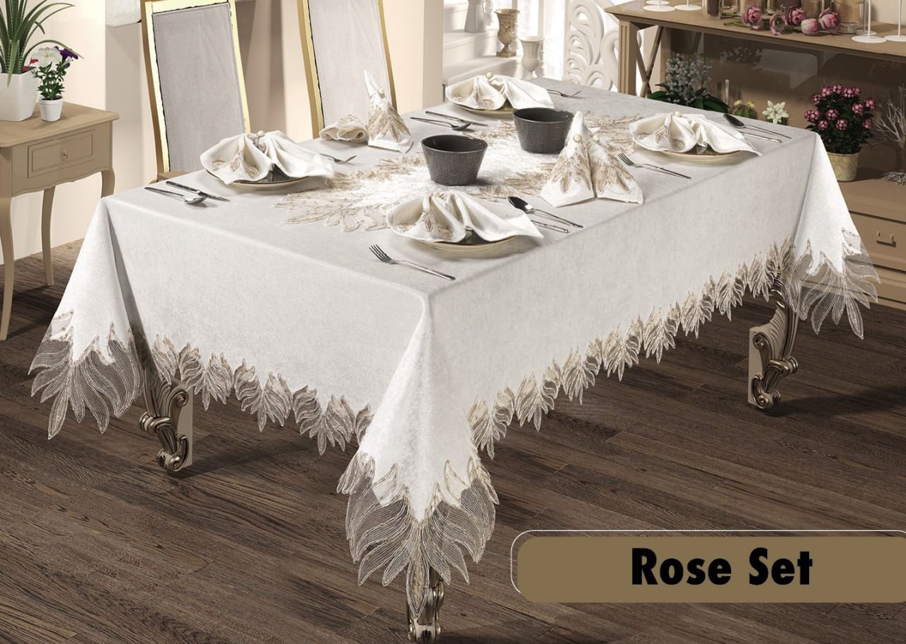 Лляна скатертина Maison Royale Rose Set 160x220 см з серветками Лляна скатертина Maison Royale Rose Set 160x220 см з серветками