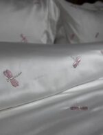 Постільна білизна з вишивкою Maison D`or Les Azzures 200x220 см, Dark Burgundy — изображение 9