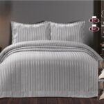 Жакардове покривало з наволочками Maison Royale Farah 240x260 см сіре