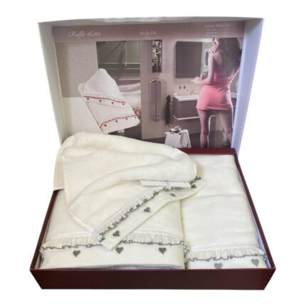 Подарунковий набір рушників Maison D'or Ruffle Love Ecru-Grey купити
